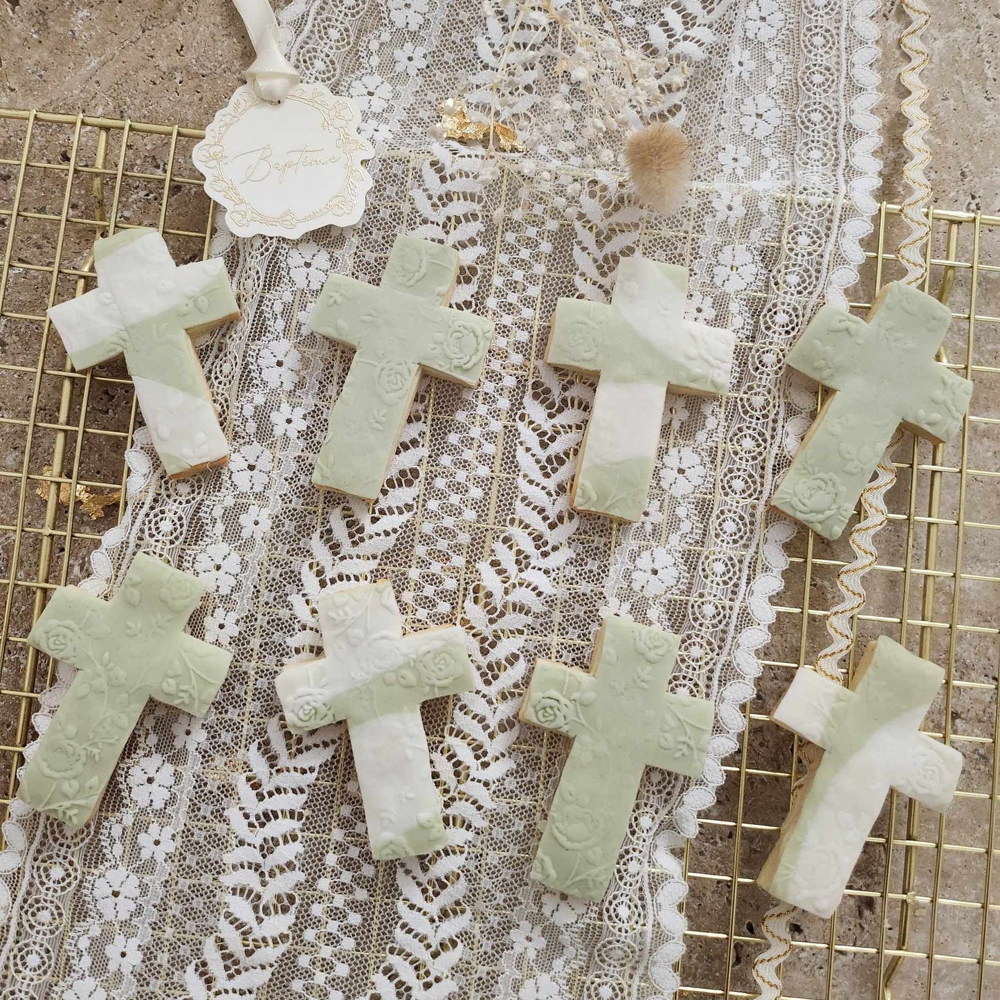 Bob BaptĂȘme Croix